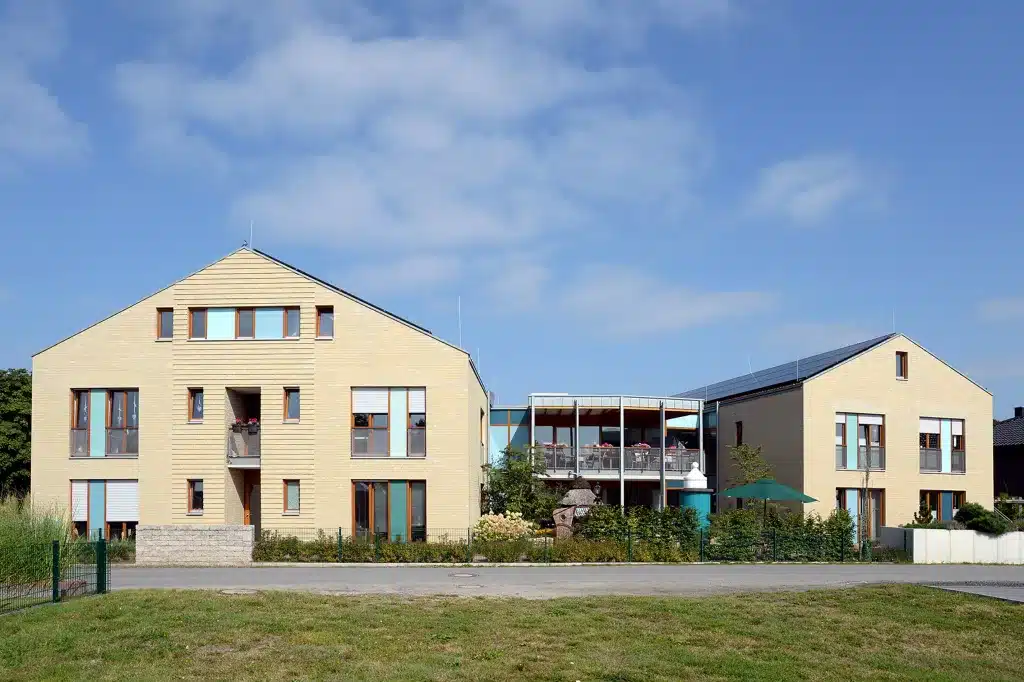 Frontalaufnahme der Leusbrock Wohngemeinschaft in Metelen.